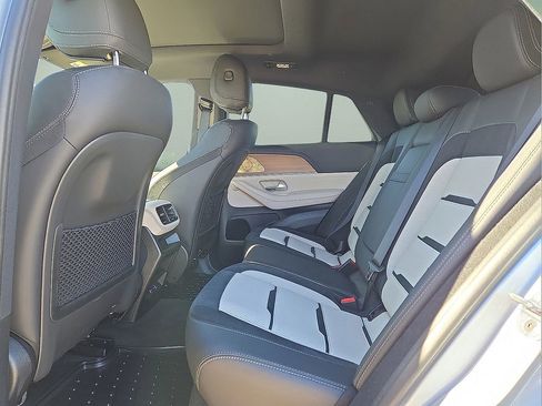 Used 2025 Mercedes-Benz GLE 53 AMG 4MATIC Coupe image 17