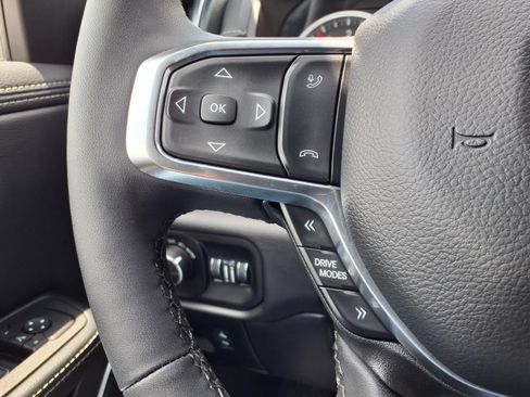 Used 2026 RAM 1500 Laramie AWD/4WD image 22