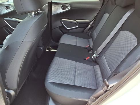 New 2025 Kia Soul S image 12