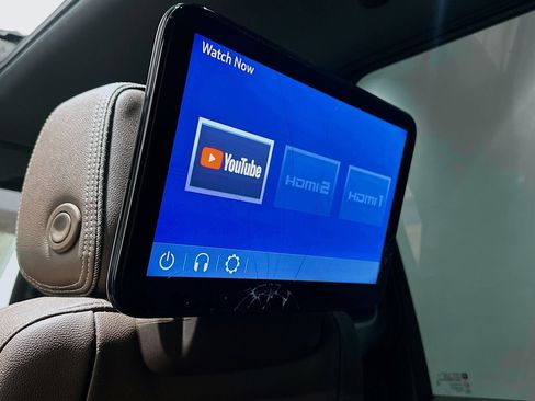 Used 2024 Chevrolet Tahoe High Country w/ Advanced Technology Package RWD image 27