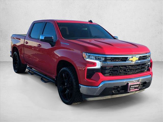 Used 2022 Chevrolet Silverado 1500 LT AWD/4WD image 3