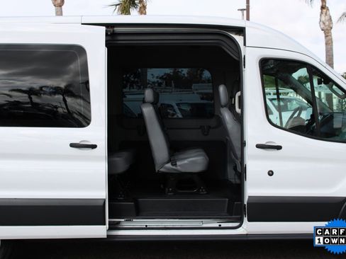 Used 2017 Ford Transit 350 XL image 24