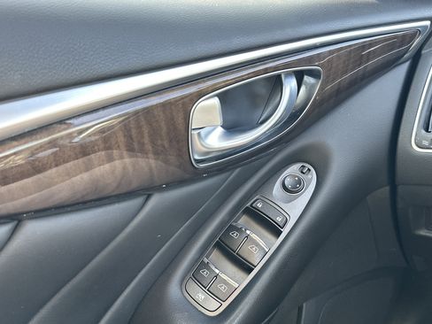 Used 2018 INFINITI Q50 Luxe w/ Essential Package (2.0T Luxe) image 25