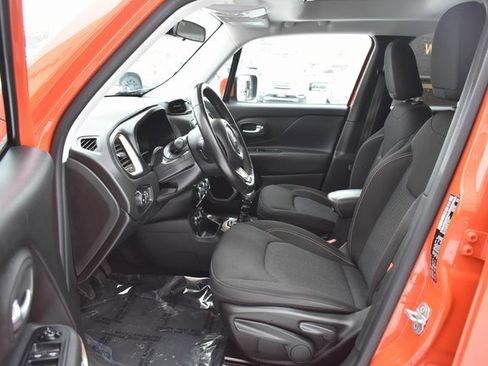 Used 2016 Jeep Renegade 75th Anniversary image 13