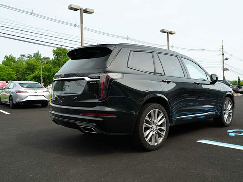 Used 2021 Cadillac XT6 Sport AWD/4WD image 7