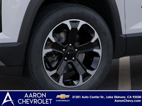 New 2026 Chevrolet Equinox LT w/ Safety and Technology Package image 9