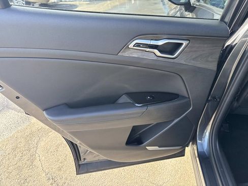 Used 2023 Kia Sportage X-Line w/ X-Line Premium Package image 17