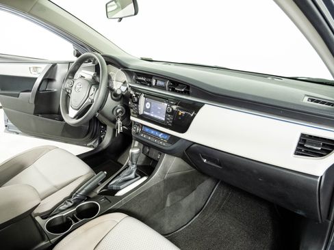 Used 2016 Toyota Corolla LE FWD image 20