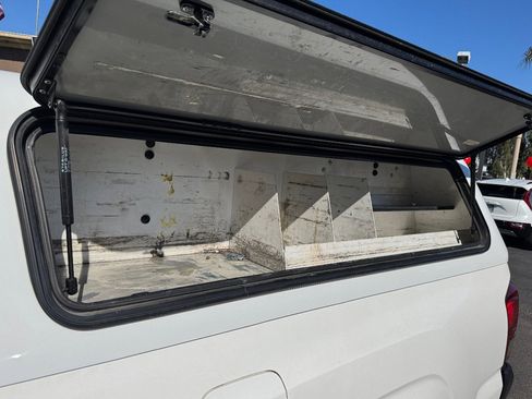 Used 2021 Toyota Tacoma SR image 8