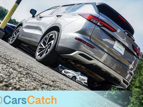 Used 2023 Mitsubishi Outlander SE AWD/4WD image 5