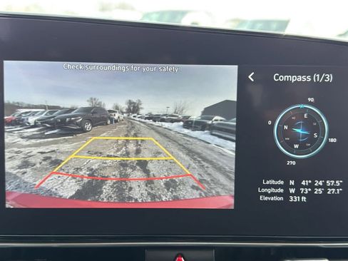 Used 2023 Hyundai Elantra SEL w/ Convenience Package image 18