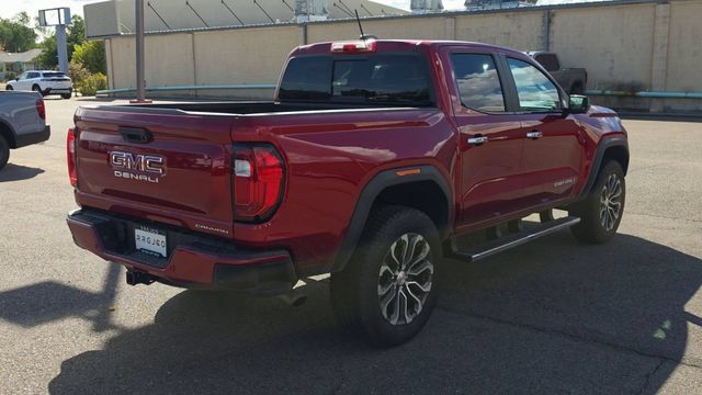 Used 2024 GMC Canyon Denali AWD/4WD image 9