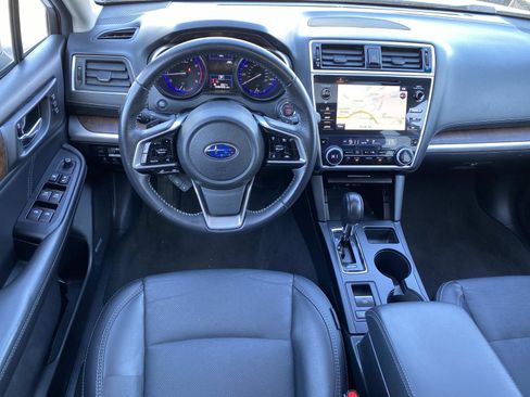 Used 2019 Subaru Outback 2.5i Limited AWD/4WD image 11