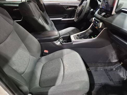 Certified 2024 Toyota RAV4 XLE AWD/4WD image 19