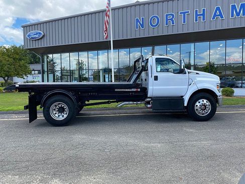 Used 2026 Ford F650 2WD Regular Cab Super Duty image 5