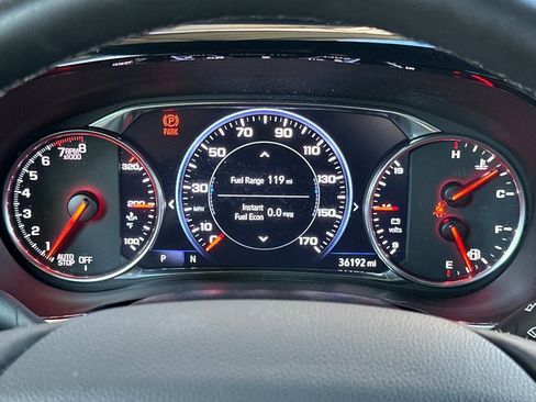 Used 2023 Chevrolet Traverse Premier w/ Redline Edition image 22