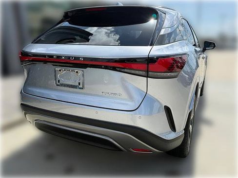 Used 2025 Lexus RX 350 Premium w/ Accessory Package (Z1) FWD image 10