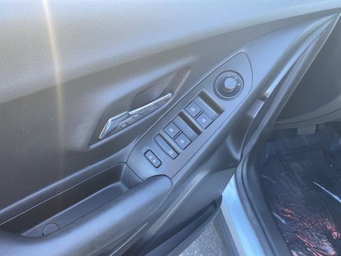 Used 2017 Chevrolet Trax LS w/ LPO, Cargo Package image 8