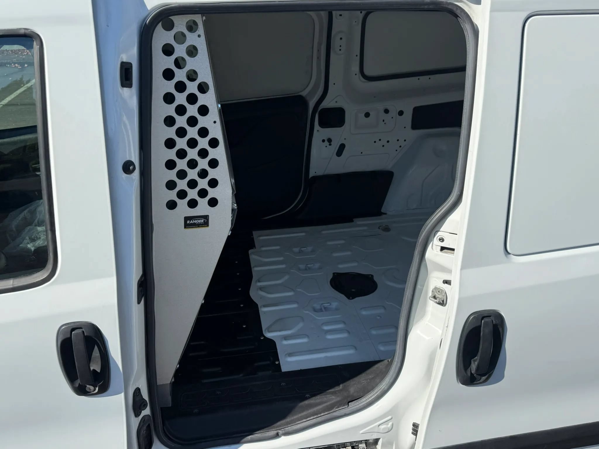 Used 2021 RAM ProMaster City Tradesman FWD image 22