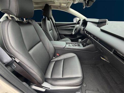 New 2026 MAZDA MAZDA3 2.5 S Sedan w/ Preferred Pkg image 17