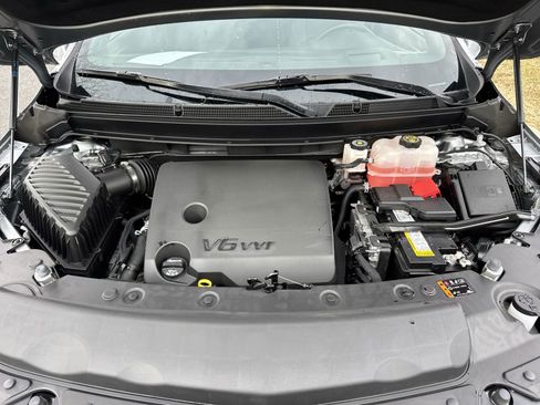 Used 2024 Buick Enclave Avenir w/ Avenir Technology Package image 35