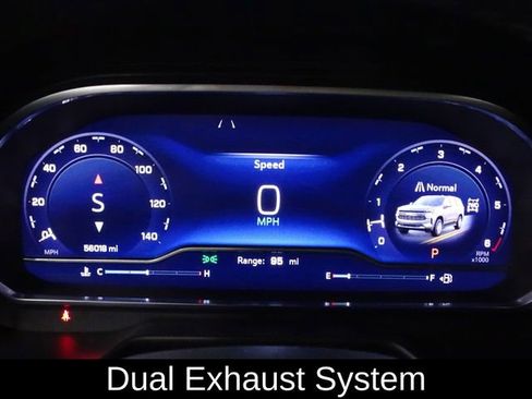 Used 2024 Chevrolet Suburban Premier image 29