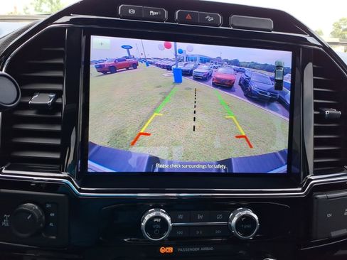 Used 2022 Ford F250 Lariat w/ Black Appearance Package AWD/4WD image 22