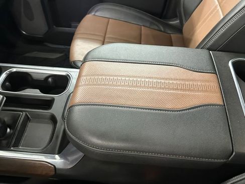 Used 2023 Chevrolet Silverado 1500 High Country w/ High Country Premium Package image 18