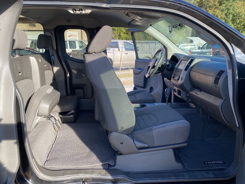 Used 2020 Nissan Frontier S AWD/4WD image 17