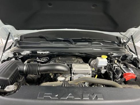 Used 2024 RAM 1500 Limited image 31