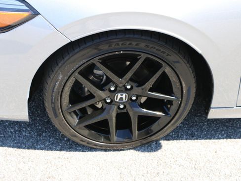 Used 2022 Honda Civic Sport image 14
