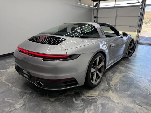 Used 2021 Porsche 911 Targa 4S AWD/4WD image 5