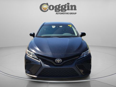 Used 2018 Toyota Camry SE FWD image 10