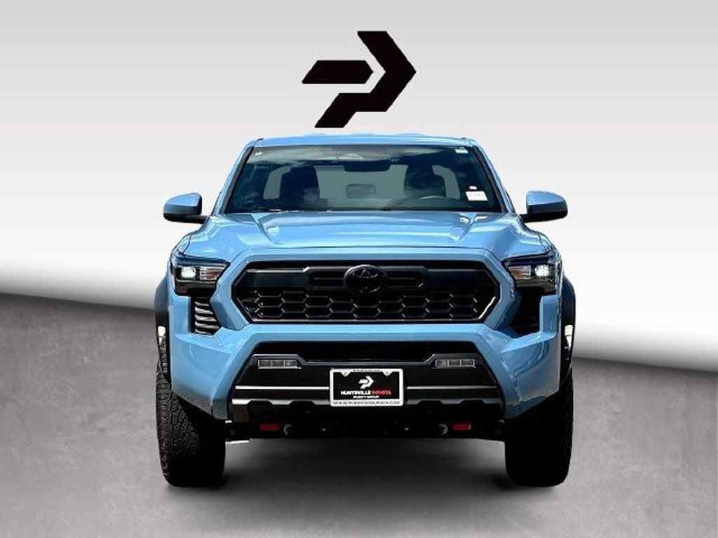 Used 2026 Toyota Tacoma TRD Off-Road AWD/4WD image 3