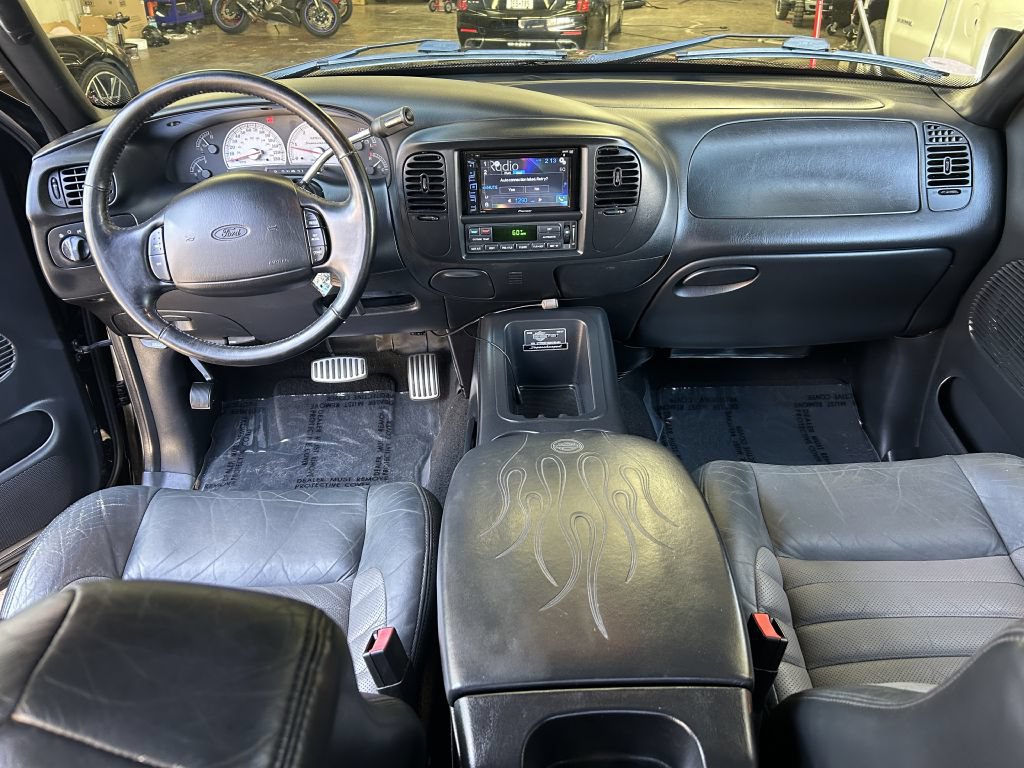 Used 2002 Ford F150 Harley-Davidson RWD image 17