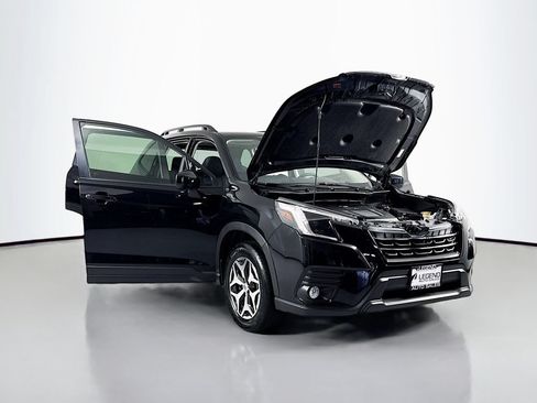 Used 2022 Subaru Forester Premium AWD/4WD image 21
