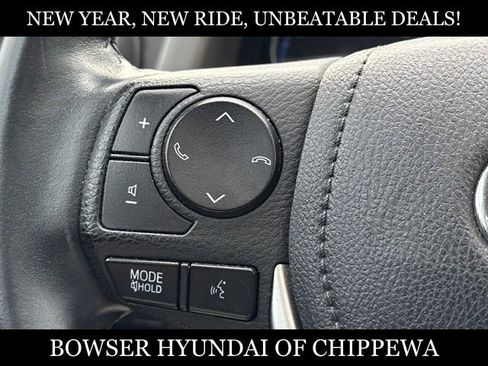 Used 2018 Toyota RAV4 Limited image 19