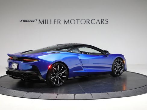 New 2025 McLaren GTS image 8