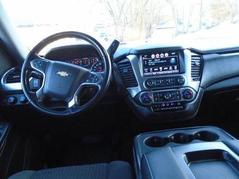Used 2019 Chevrolet Tahoe LS AWD/4WD image 16