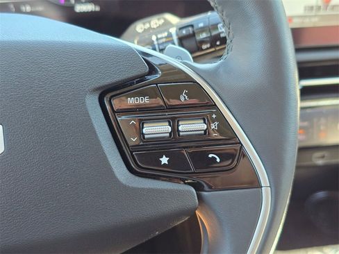 Used 2023 Kia Niro Wave image 26