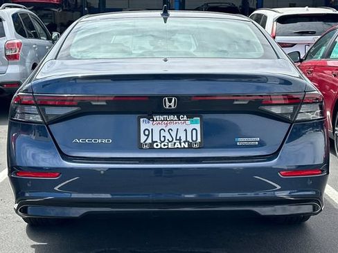 Used 2024 Honda Accord Touring image 6