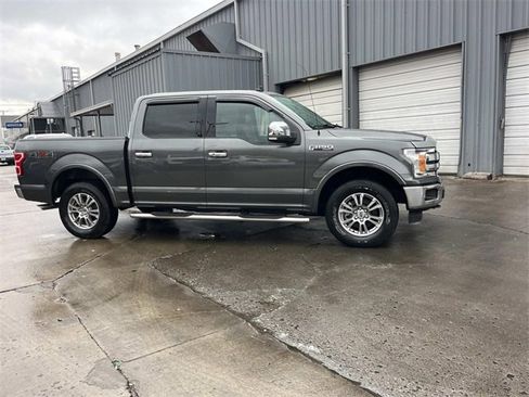 Used 2019 Ford F150 Lariat image 2