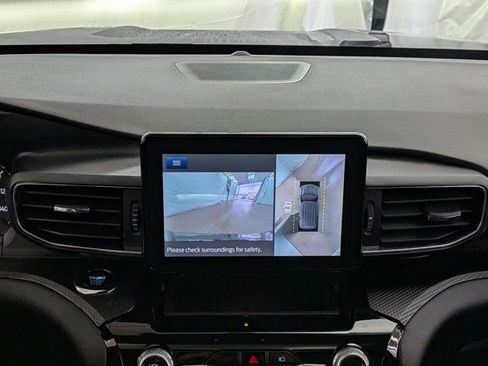 Used 2023 Ford Explorer ST-Line w/ Class IV Trailer Tow Package image 39