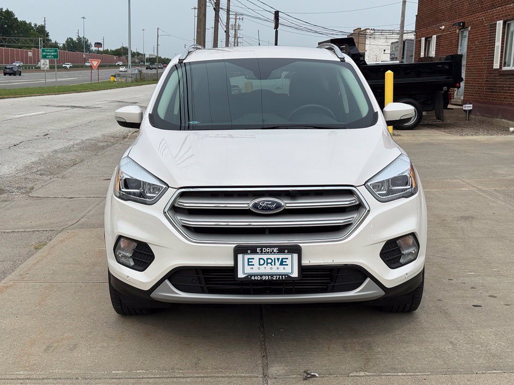 Used 2019 Ford Escape Titanium AWD/4WD image 2