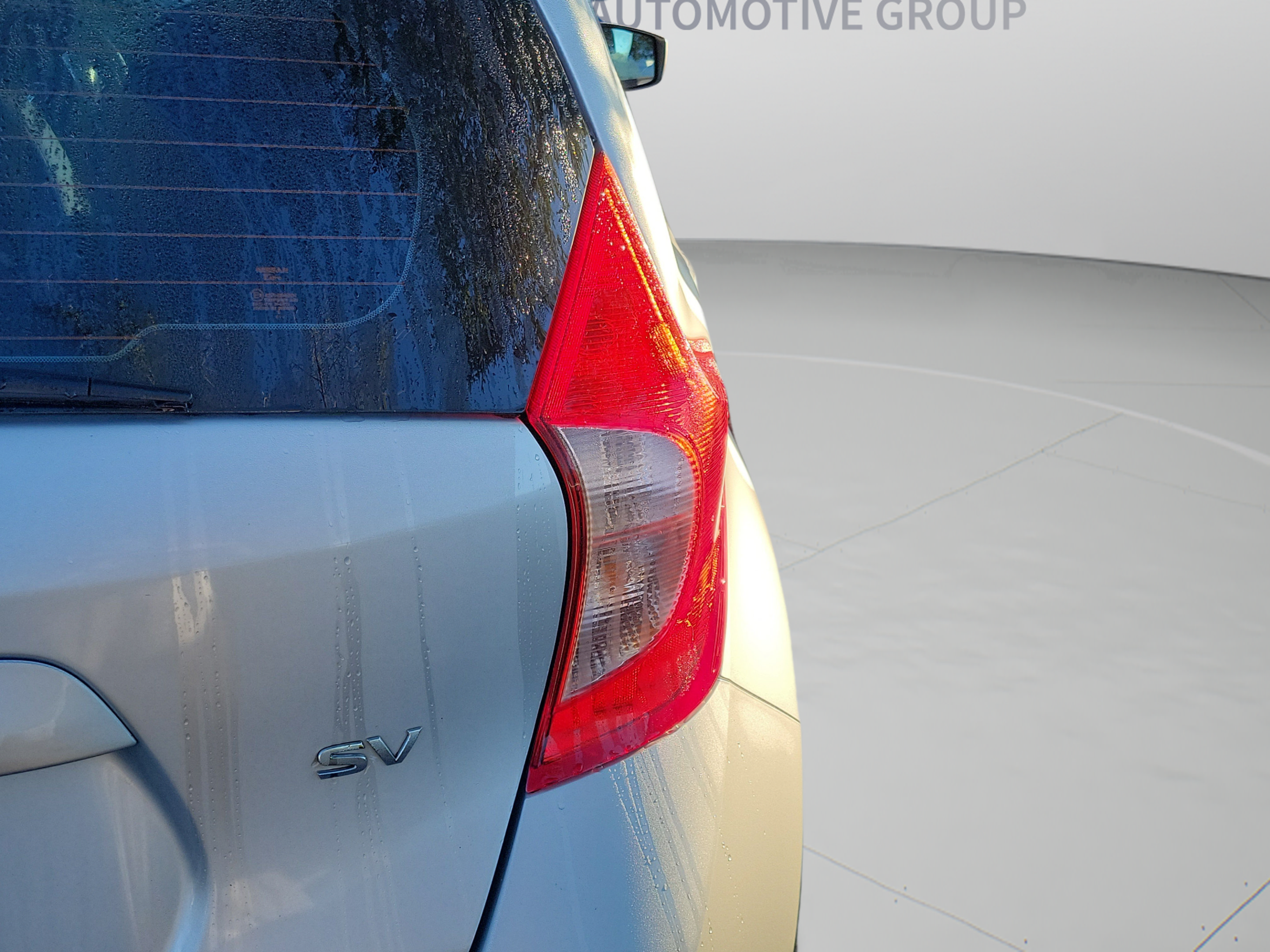 Used 2015 Nissan Versa Note SV FWD image 19