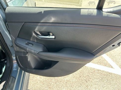 Certified 2024 Nissan Sentra SR w/ Trunk Package FWD image 44