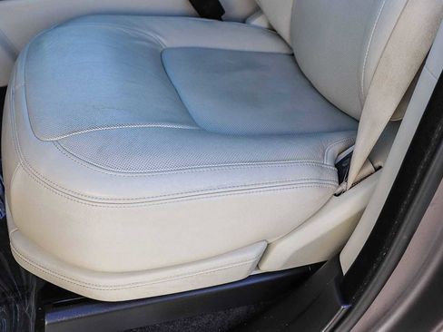 Used 2021 Land Rover Range Rover Long Wheelbase Autobiography image 24