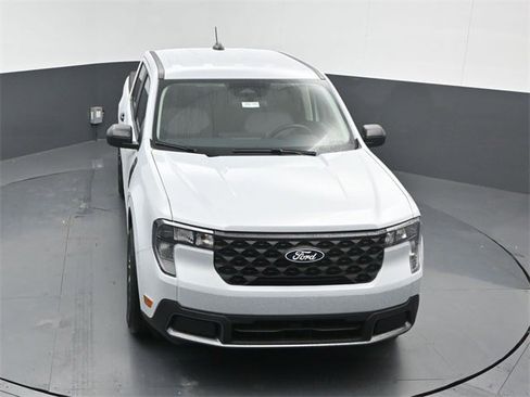 New 2025 Ford Maverick XLT image 10