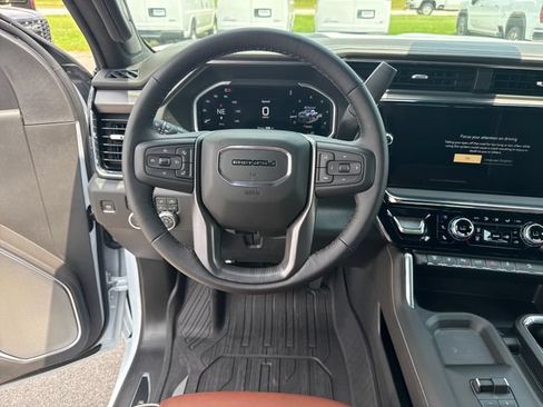 New 2026 GMC Sierra 2500 Denali Ultimate AWD/4WD image 16