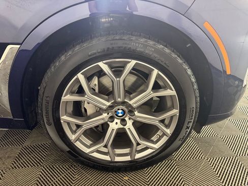 Used 2023 BMW X7 xDrive40i w/ Premium Package AWD/4WD image 39